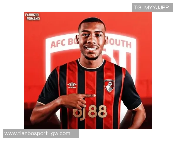 罗马诺报道19岁前锋拉扬与24岁门将曼达斯今日在伯恩茅斯进行体检