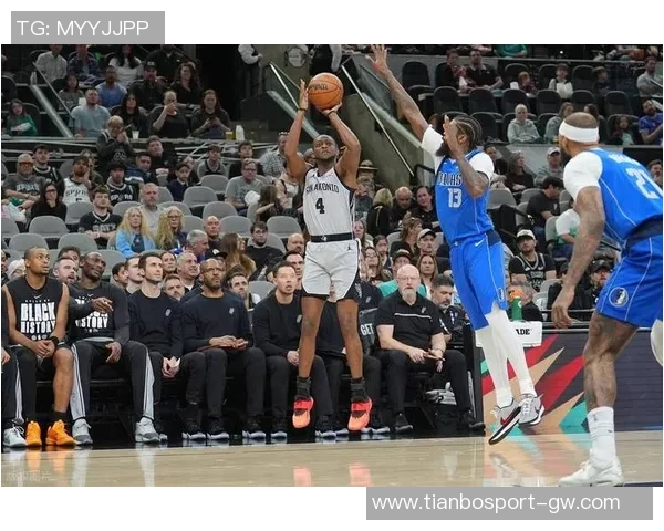 追梦与文班齐肩并进卡斯尔重塑马刺赢球文化的重要角色